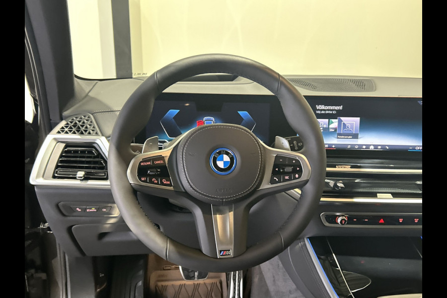 BMW X5 xDrive50e | Driving assistent pro | Skylounge panoramadak | Alle zetels verwarmbaar!