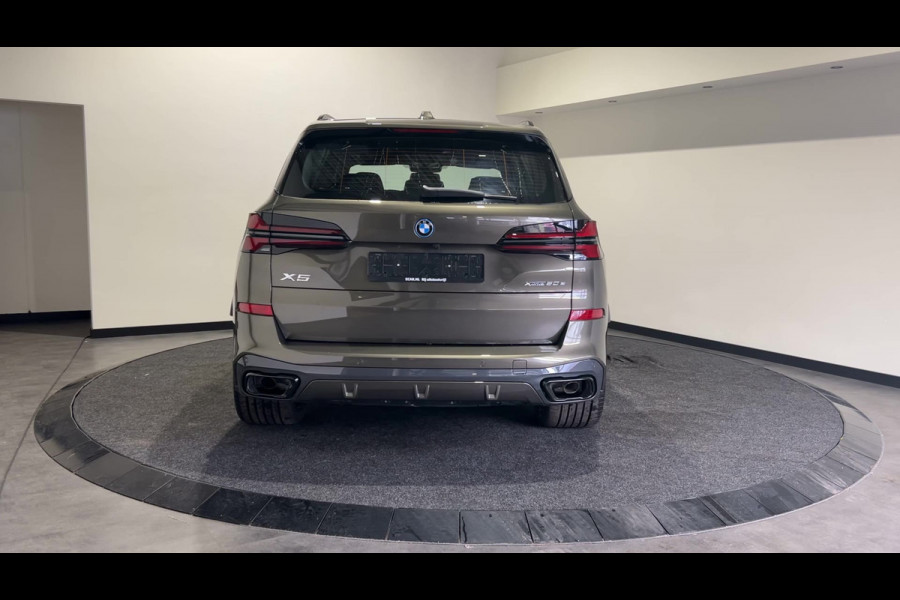 BMW X5 xDrive50e | Driving assistent pro | Skylounge panoramadak | Alle zetels verwarmbaar!