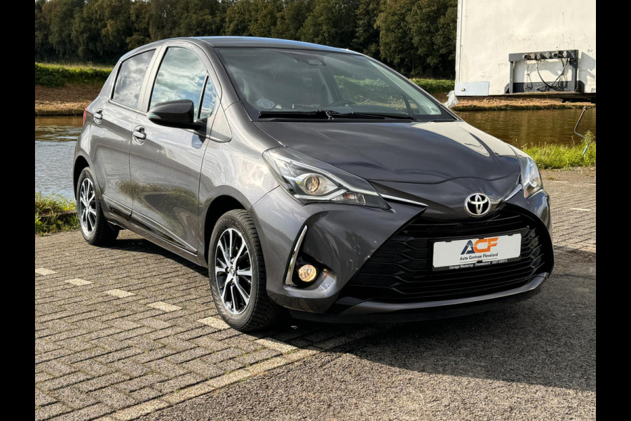 Toyota Yaris 1.5 VVT-i Active keyless / camera / stoelverwarming etc..