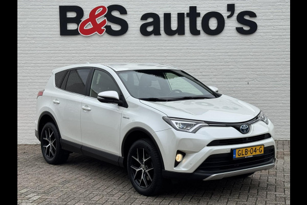 Toyota RAV4 2.5 Hybrid AWD Executive Trekgewicht 1650kg Adaptive cruise control 4 seizoenen banden