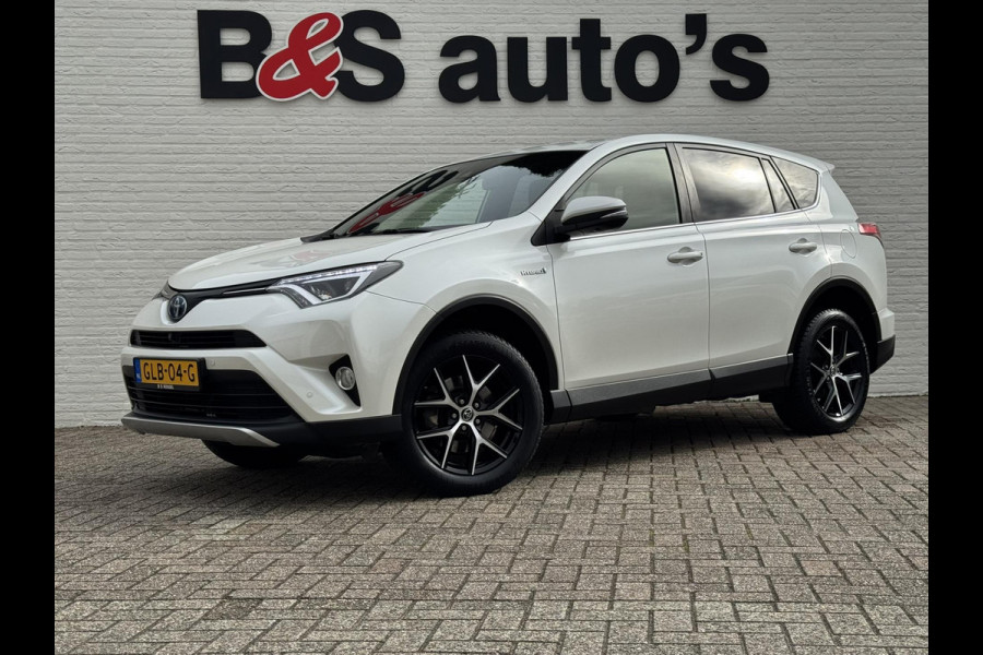 Toyota RAV4 2.5 Hybrid AWD Executive Trekgewicht 1650kg Adaptive cruise control 4 seizoenen banden