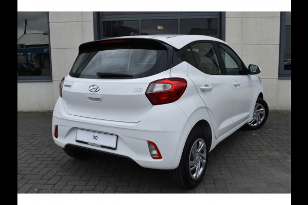 Hyundai i10 1.0 Premium VAN € 20.930,- NU VOOR € 19.530,-