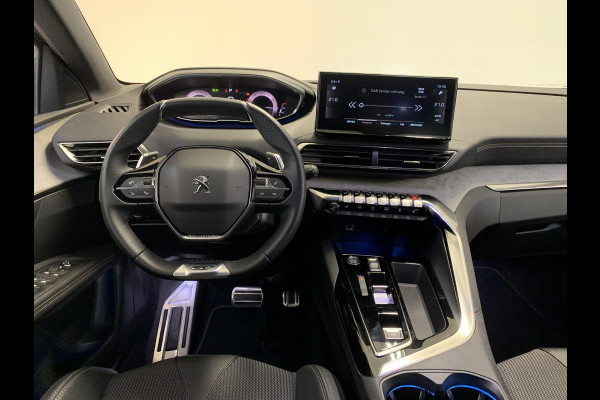 Peugeot 3008 1.2 PureTech GT Navigatie | Adaptieve Cruise Control | Stoelverwarming | Achteruitrijcamera | Apple Carplay/Android Auto |