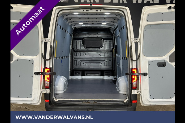 Volkswagen Crafter 2.0 TDI 177pk Automaat L3H3 L2H2 Euro6 Airco | LED | Camera | 3000kg Trekhaak | Apple Carplay | Android Auto Cruisecontrol, Parkeersensoren, Bijrijdersbank