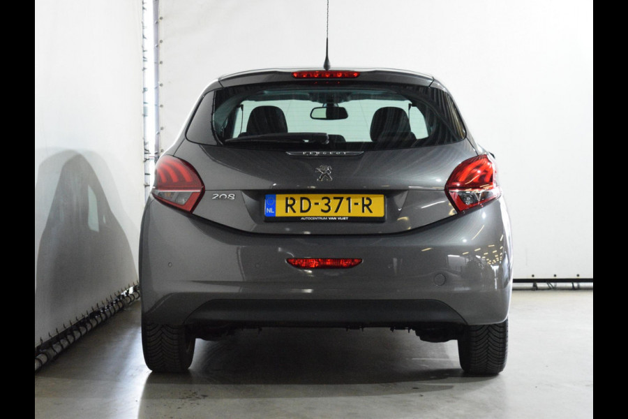 Peugeot 208 1.2 PureTech Allure PANORAMADAK | NAVIGATIE | CARPLAY | PARKEERSENSOREN | E.C.C. | 111.507km