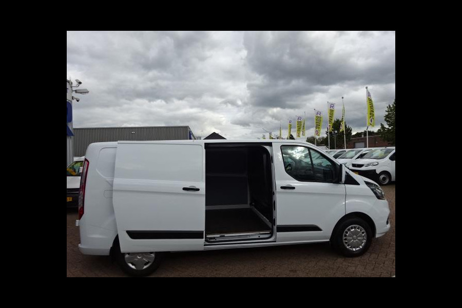 Ford Transit Custom 300 2.0 TDCI L2H1 Trend AIRCO 3 ZITS 130 PK 2700 KG Trekgewicht