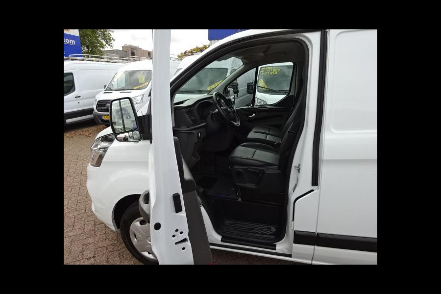 Ford Transit Custom 300 2.0 TDCI L2H1 Trend AIRCO 3 ZITS 130 PK 2700 KG Trekgewicht