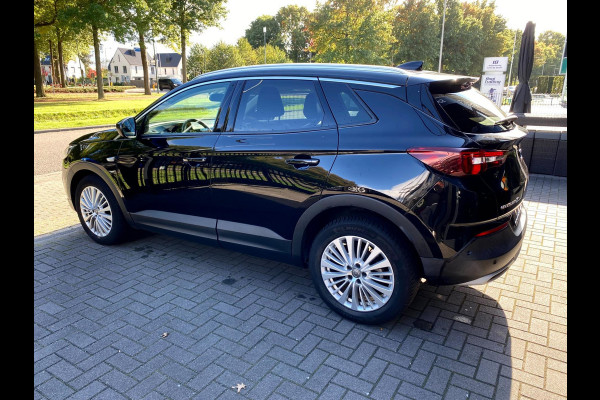 Opel Grandland X 1.2 Turbo Business Executive NAVI AUTOMAAT