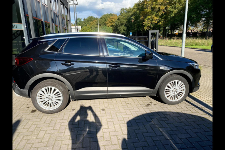 Opel Grandland X 1.2 Turbo Business Executive NAVI AUTOMAAT