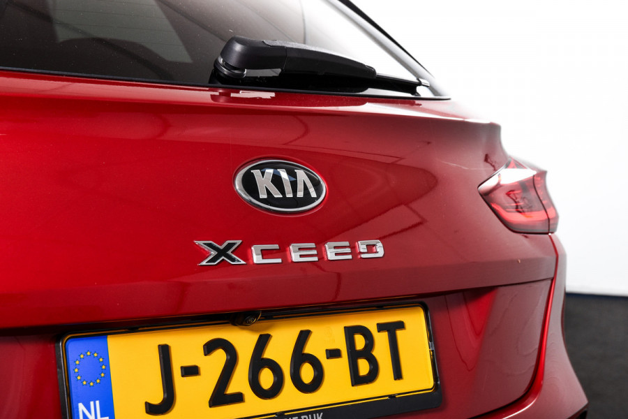 Kia Xceed 1.6 GDi PHEV DynamicPlusLine | Adapt.Cruise | Stoel + Stuurverwarming | Camera | PDC | NAV + App.Connect | DAB | Auto.Airco | Afn.Trekhaak | LM 18" |