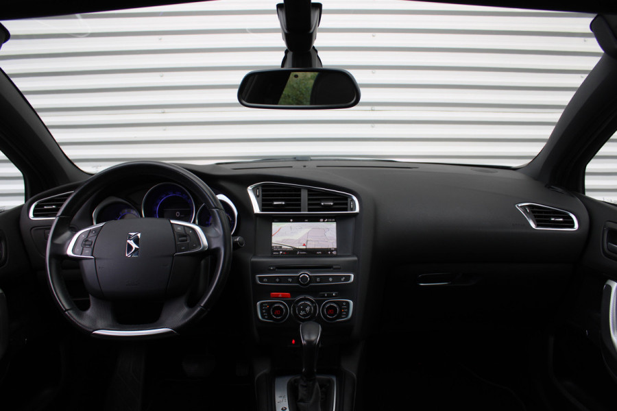 DS DS 4 Crossback 1.6 THP Chic | 17" LM | Trekhaak | PDC | Camera | Cruise |