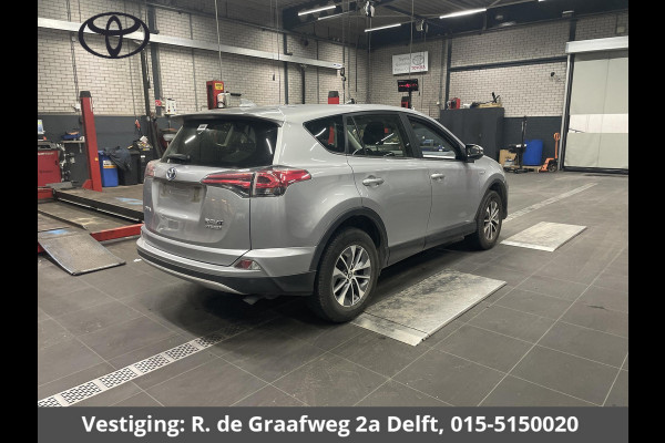 Toyota RAV4 2.5 Hybrid AWD Dynamic | Navigatie | 1650KG trekgewicht | Dealer onderhouden