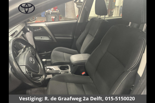 Toyota RAV4 2.5 Hybrid AWD Dynamic | Navigatie | 1650KG trekgewicht | Dealer onderhouden