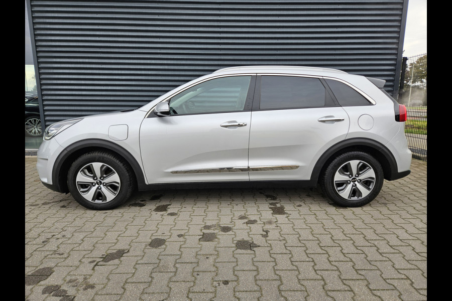 Kia Niro 1.6 GDi PHEV DynamicLine Plug In Hybrid | Schuifdak | Trekhaak Afn. | Adaptive Cruise | JBL Sound | LED | Stuur / Stoelverwarming |