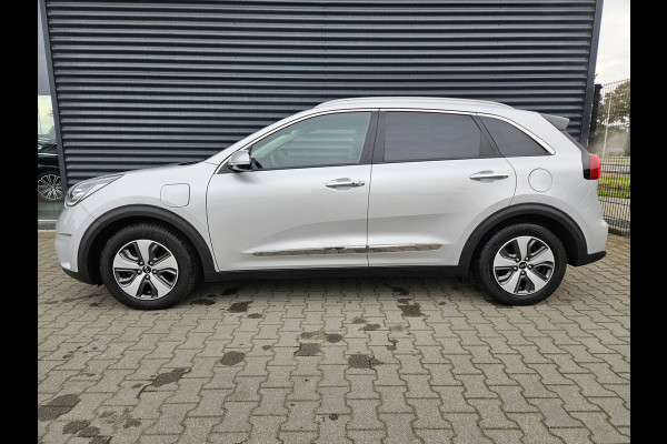 Kia Niro 1.6 GDi PHEV DynamicLine Plug In Hybrid | Schuifdak | Trekhaak Afn. | Adaptive Cruise | JBL Sound | LED | Stuur / Stoelverwarming |