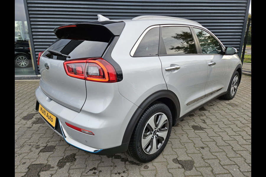 Kia Niro 1.6 GDi PHEV DynamicLine Plug In Hybrid | Schuifdak | Trekhaak Afn. | Adaptive Cruise | JBL Sound | LED | Stuur / Stoelverwarming |