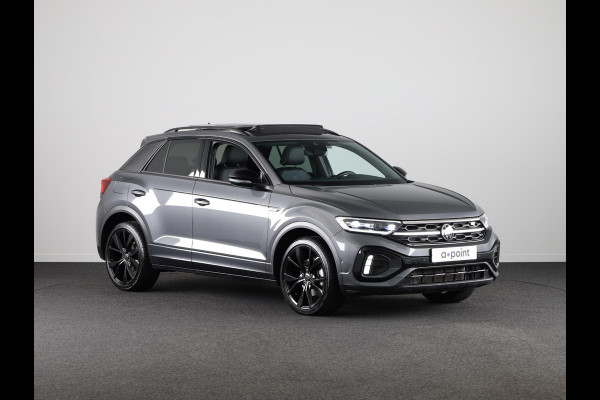 Volkswagen T-Roc 1.5 TSI R-Line 150 pk Automaat (DSG) | Verlengde garantie | Navigatie | Panoramadak | Trekhaak (afneembaar) | Parkeersensoren (Park assist) | Black Style pakket |