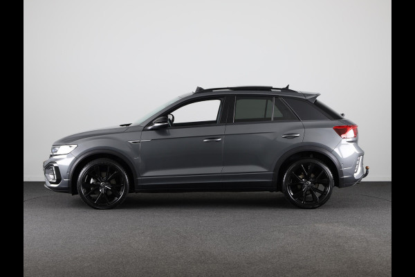 Volkswagen T-Roc 1.5 TSI R-Line 150 pk Automaat (DSG) | Verlengde garantie | Navigatie | Panoramadak | Trekhaak (afneembaar) | Parkeersensoren (Park assist) | Black Style pakket |