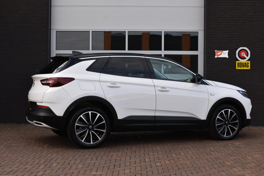 Opel Grandland X 1.6 Turbo 180PK Ultimate | Navi | Camera | Pano dak | Incl. Garantie