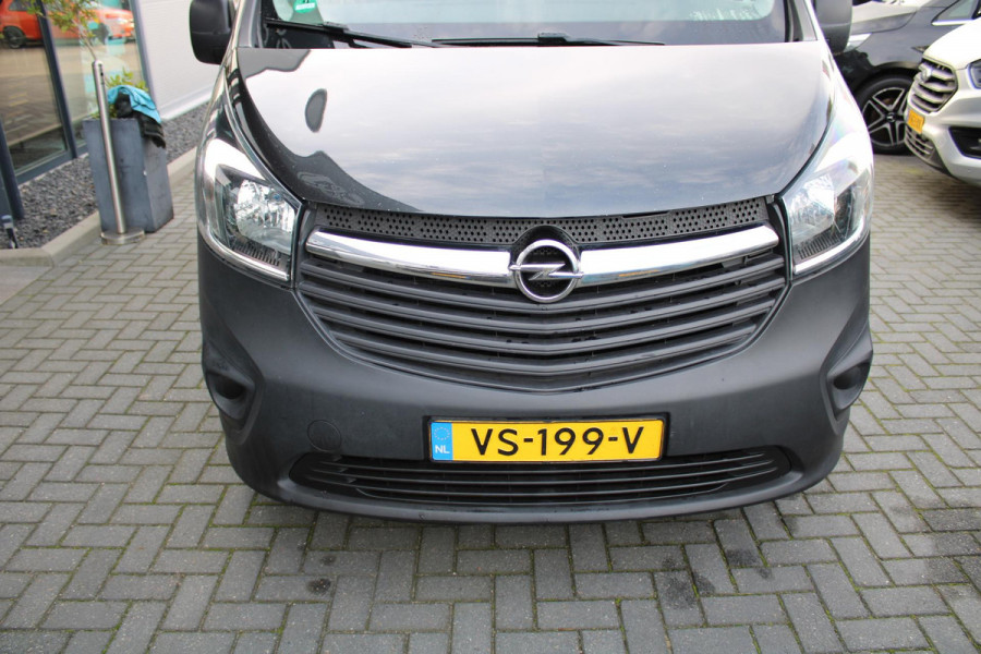 Opel Vivaro 1.6 CDTI L2H1 Sport EcoFlex airco navi cruise 3 zits