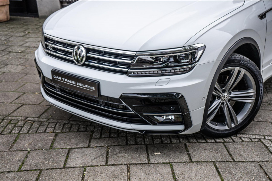 Volkswagen Tiguan 2.0 TSI 4Motion Highline R-Line Pano / Trekhaak / HUD