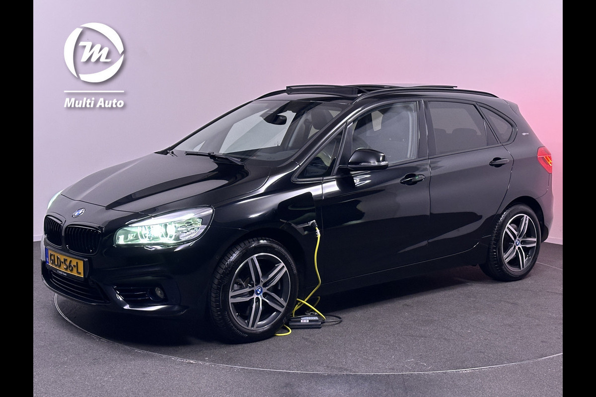 BMW 2 Serie Active Tourer 225xe Plug in Hybrid PHEV | Panodak | Sporstoelen | Navigatie | Cruise Control | Climate Control | Camera |