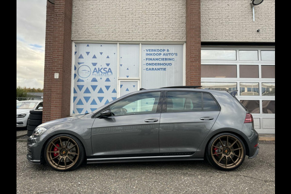 Volkswagen Golf 2.0 TSI GTI Performance Pano/DSG/Verlaagd/Memory/Leder/19inch/Standkachel/ElektrischeTrekhaak/PorscheVelgen/Blindspot/Camera/Dis