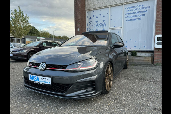 Volkswagen Golf 2.0 TSI GTI Performance Pano/DSG/Verlaagd/Memory/Leder/19inch/Standkachel/ElektrischeTrekhaak/PorscheVelgen/Blindspot/Camera/Dis