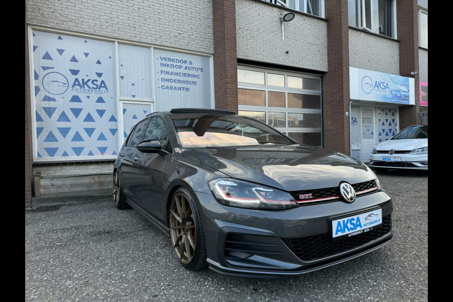 Volkswagen Golf 2.0 TSI GTI Performance Pano/DSG/Verlaagd/Memory/Leder/19inch/Standkachel/ElektrischeTrekhaak/PorscheVelgen/Blindspot/Camera/Dis