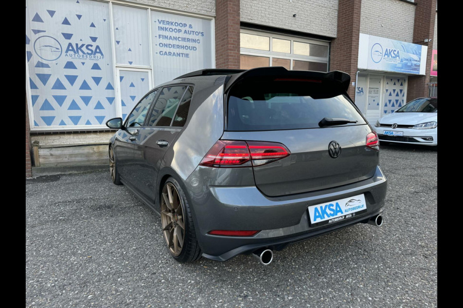 Volkswagen Golf 2.0 TSI GTI Performance Pano/DSG/Verlaagd/Memory/Leder/19inch/Standkachel/ElektrischeTrekhaak/PorscheVelgen/Blindspot/Camera/Dis