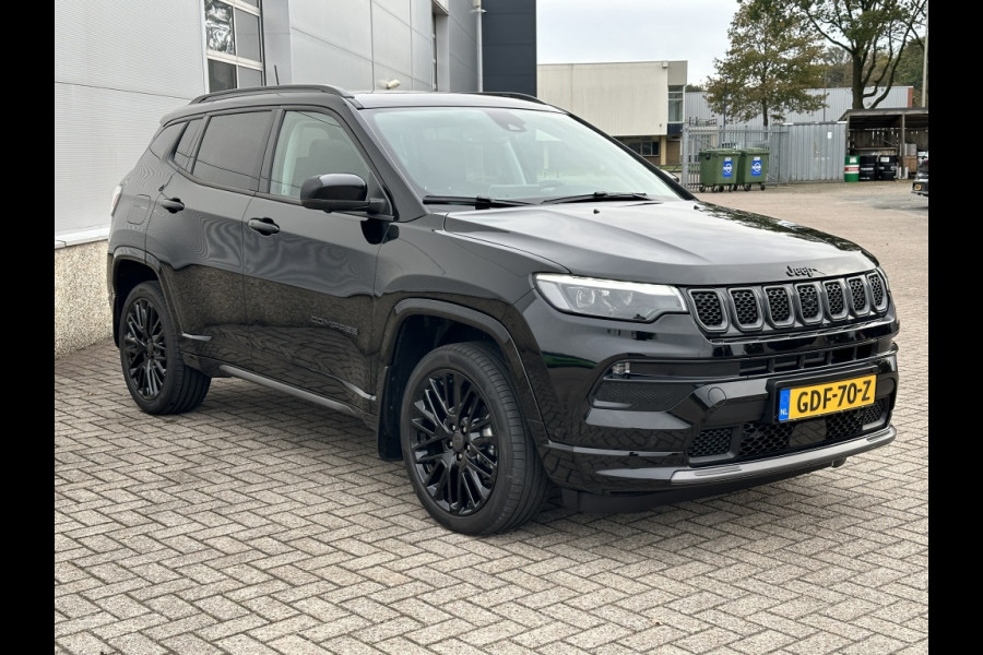 Jeep Compass 1.5T e-Hybrid Summit Premiumpack | Winterpack | Safetypack |