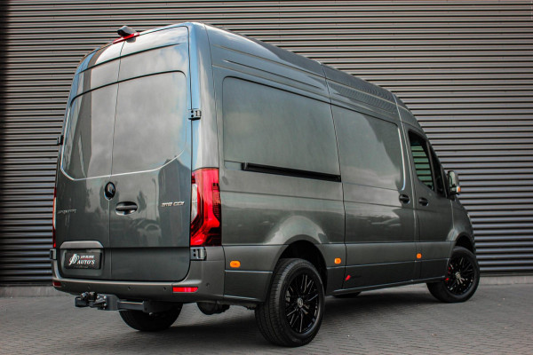 Mercedes-Benz Sprinter 319CDI L2H2 RWD 190PK FULL BLACK JB- EDITION / 3500KG / NEW / DIRECT RIJDEN / NAVIGATIE / PDC / FULL / LED