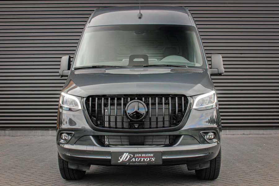 Mercedes-Benz Sprinter 319CDI L2H2 RWD 190PK FULL BLACK JB- EDITION / 3500KG / NEW / DIRECT RIJDEN / NAVIGATIE / PDC / FULL / LED