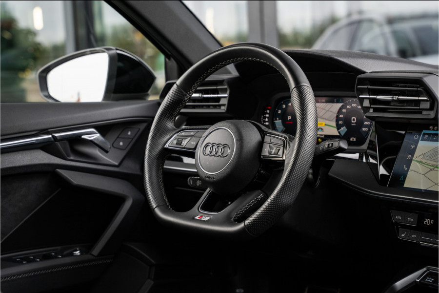 Audi S3 Sportback 2.0 TFSI quattro - Panorama | ACC | Stoelverwarming