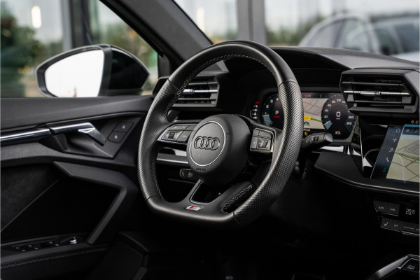 Audi S3 Sportback 2.0 TFSI quattro - Panorama | ACC | Stoelverwarming