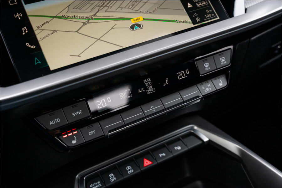 Audi S3 Sportback 2.0 TFSI quattro - Panorama | ACC | Stoelverwarming