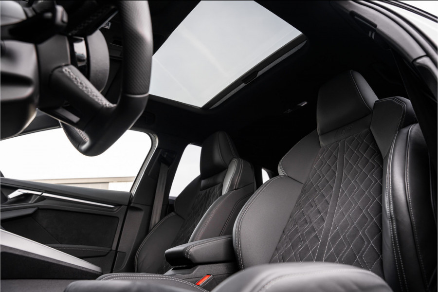 Audi S3 Sportback 2.0 TFSI quattro - Panorama | ACC | Stoelverwarming