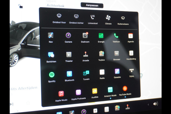 Tesla Model 3 SR+60kWh 325PK Trekhaak AutoPilot FSD.vb Leer PanoDak Adaptive cruise 19" Camera's Elektr.-Stuur+Stoelen+Spiegels+Geheugen+Easy- Ecc Navigatiesysteem full map LED-a+v Comfortstoel(en) ACC Dual-ECC DAB Voorverwarmen interieur via App Keyless via Telefoonsleutel One-Pedal-Drive