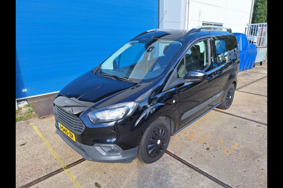 Ford Transit Courier Tourneo