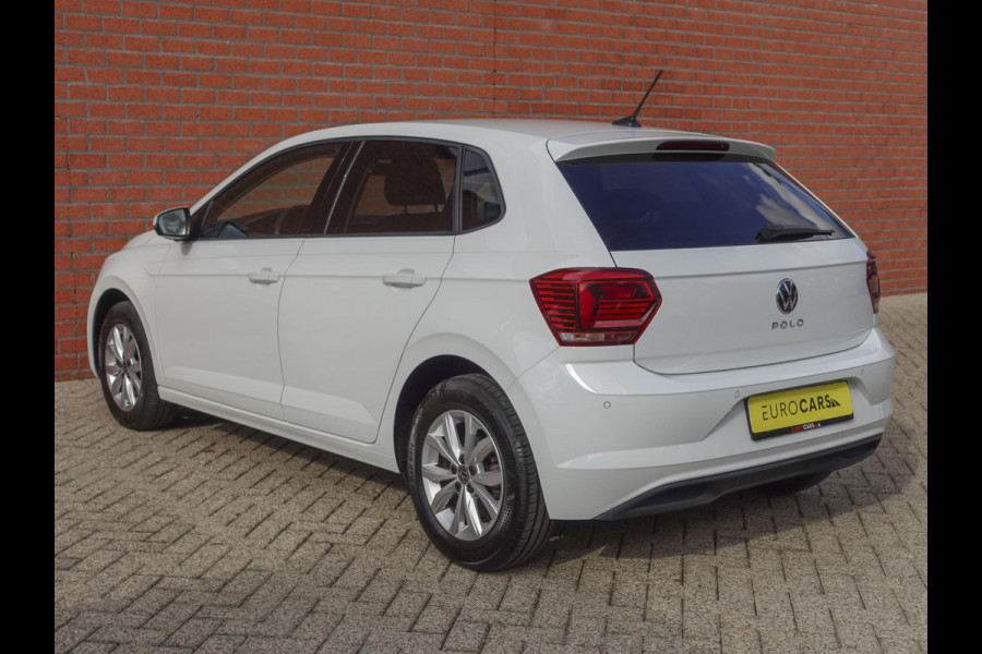 Volkswagen Polo 1.0 TSI 110pk DSG Highline Navigatie Apple Carplay/Android Auto Parkeersensoren Adaptive Cruise Control Stoelverwarming Getinte ramen Climate Control