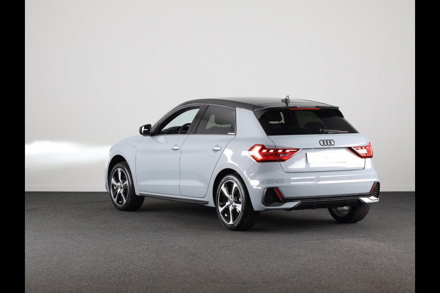 Audi A1 Sportback 30 TFSI S edition Optiekpakket zwart plus, stoelverwarming voorin, privacy glas