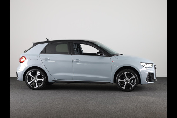 Audi A1 Sportback 30 TFSI S edition Optiekpakket zwart plus, stoelverwarming voorin, privacy glas