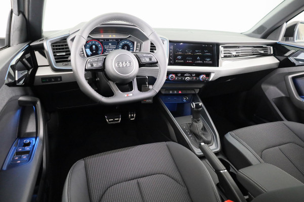 Audi A1 Sportback 30 TFSI S edition Optiekpakket zwart plus, stoelverwarming voorin, privacy glas