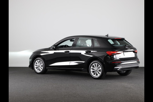 Audi A3 Sportback 30 TFSI Pro Line Audi A3 Sportback Pro Line S-tronic voor een vast maandbedrag van slechts € 499 (o.b.v. 24 maanden en 10.000 km per jaar).