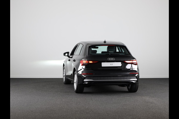 Audi A3 Sportback 30 TFSI Pro Line Audi A3 Sportback Pro Line S-tronic voor een vast maandbedrag van slechts € 499 (o.b.v. 24 maanden en 10.000 km per jaar).