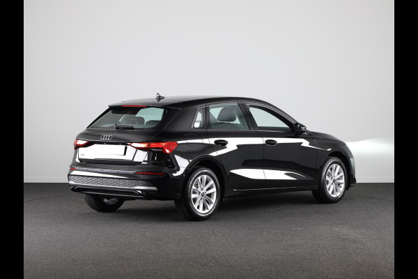 Audi A3 Sportback 30 TFSI Pro Line Audi A3 Sportback Pro Line S-tronic voor een vast maandbedrag van slechts € 499 (o.b.v. 24 maanden en 10.000 km per jaar).