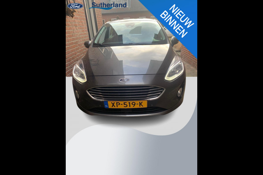 Ford Fiesta 1.0 EcoBoost 100 PK Titanium | Trekhaak | Voorruitverwarming | Adaptieve Cruise Control | Navigatie | B & O Sound | Camera | Climate Control