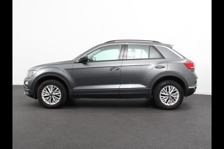 Volkswagen T-Roc 1.5 TSI Style | Navigatie | Apple Carplay/Android Auto | Electrisch bedienbare achterklep | Dab | Cruise Control |