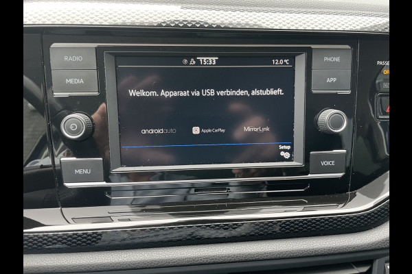 Volkswagen Taigo 1.0 TSI Life Airco - A-Cruise control - Apple CC/AA - U-con./radio/DAB/TEL/Blueth. - A-uitrijcam. - MFL-Stuurwiel - LMV - Trekhaak - CD+AB - Ramen E-V+A - Spiegels E-V+VW - RS - Rijstr.S - HSA - LED - Start/stop