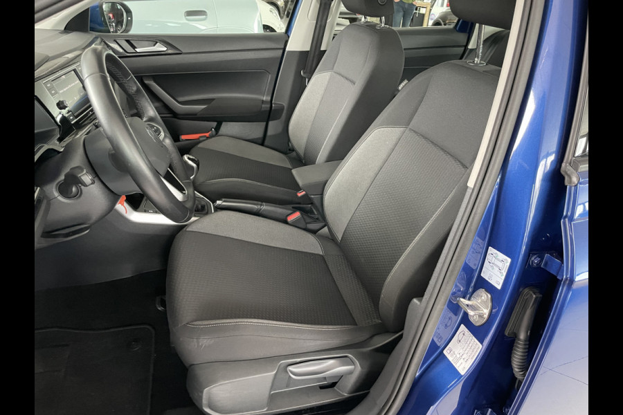 Volkswagen Taigo 1.0 TSI Life Airco - A-Cruise control - Apple CC/AA - U-con./radio/DAB/TEL/Blueth. - A-uitrijcam. - MFL-Stuurwiel - LMV - Trekhaak - CD+AB - Ramen E-V+A - Spiegels E-V+VW - RS - Rijstr.S - HSA - LED - Start/stop